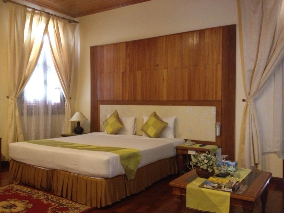 פקסה Champasak Palace Hotel מראה חיצוני תמונה