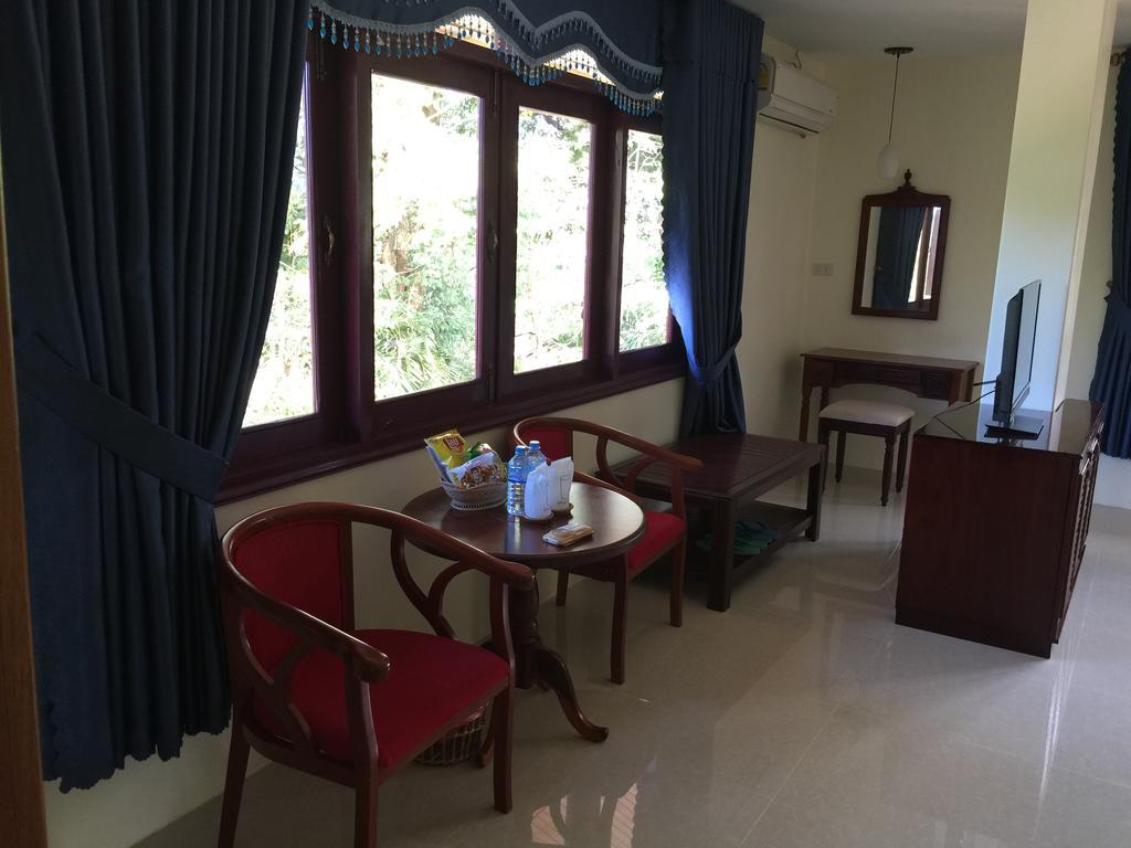 פקסה Champasak Palace Hotel מראה חיצוני תמונה