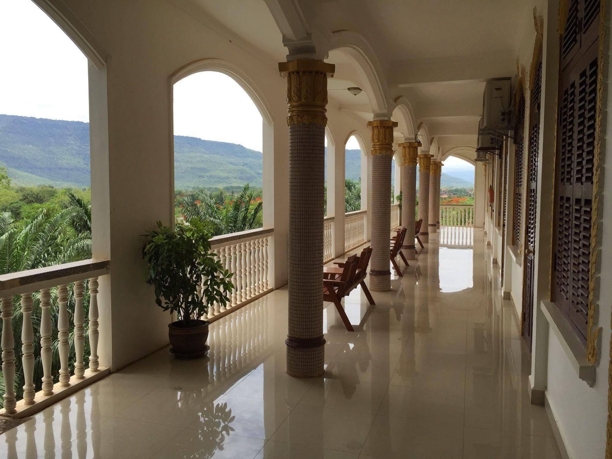 פקסה Champasak Palace Hotel מראה חיצוני תמונה