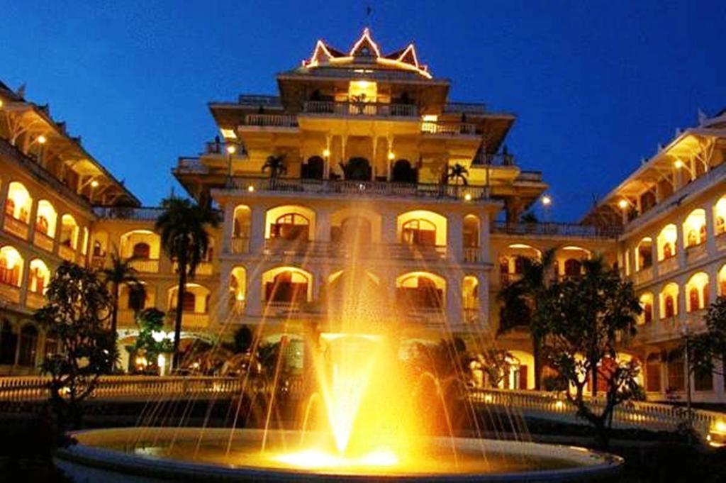 פקסה Champasak Palace Hotel מראה חיצוני תמונה